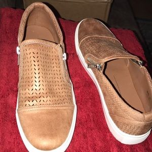 Report Alexa Slip Ons